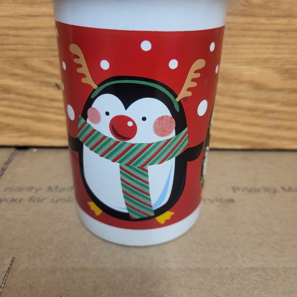 Vintage Christmas Mug - Picture 3 of 6